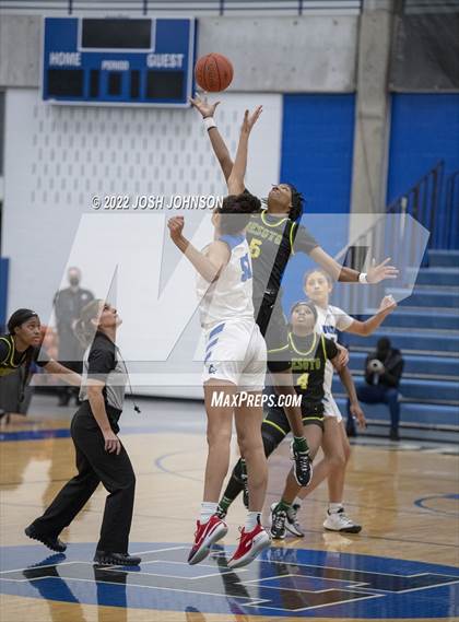 Thumbnail 1 in DeSoto @ Grandview photogallery.