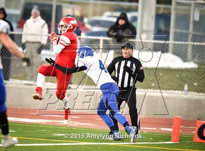 Thumbnail 3 in Sedro-Woolley vs. Prosser (WIAA 2A Semifinal) photogallery.