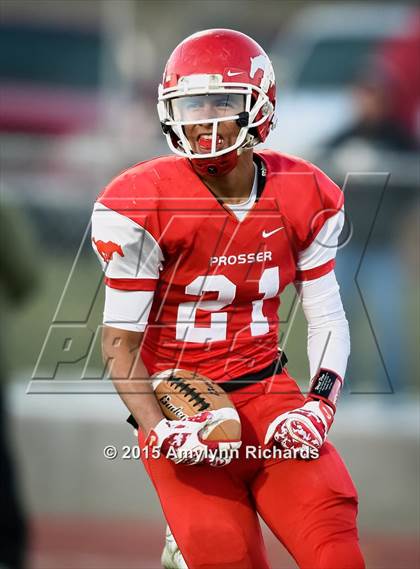 Thumbnail 1 in Sedro-Woolley vs. Prosser (WIAA 2A Semifinal) photogallery.