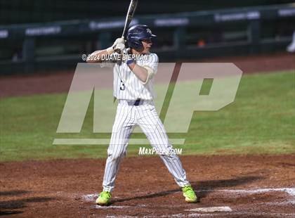 Thumbnail 3 in Lewisburg vs. North Broward Prep photogallery.