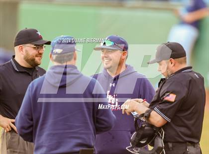Thumbnail 2 in Lewisburg vs. North Broward Prep photogallery.