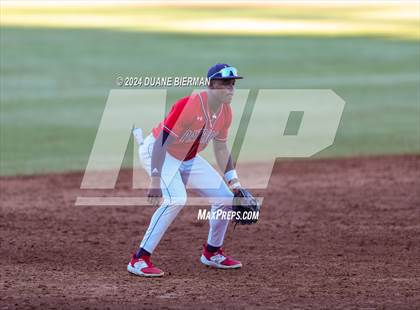 Thumbnail 2 in Lewisburg vs. North Broward Prep photogallery.