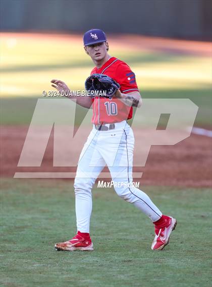 Thumbnail 3 in Lewisburg vs. North Broward Prep photogallery.