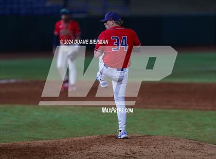 Thumbnail 3 in Lewisburg vs. North Broward Prep photogallery.