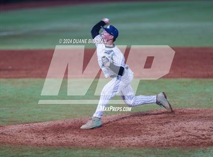 Thumbnail 3 in Lewisburg vs. North Broward Prep photogallery.