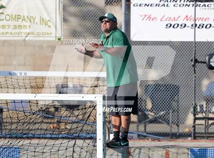Thumbnail 3 in Etiwanda @ Damien photogallery.