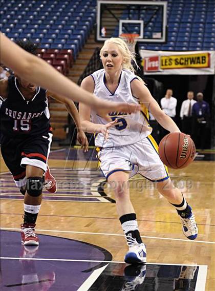 Thumbnail 3 in Modesto Christian vs. Linden (CIF SJS D4 Final) photogallery.