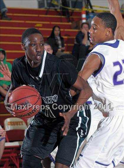 Thumbnail 1 in El Cerrito vs. Franklin (Father Kelly Tribute) photogallery.