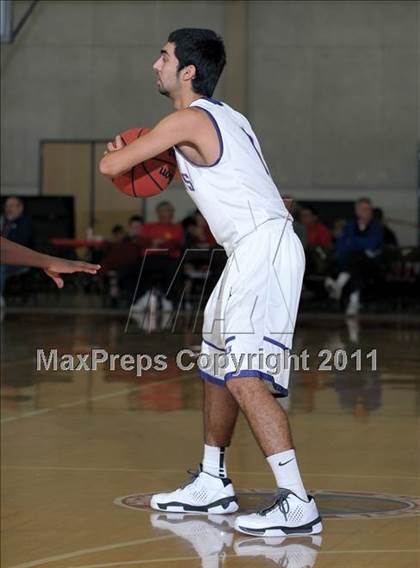 Thumbnail 3 in El Cerrito vs. Franklin (Father Kelly Tribute) photogallery.