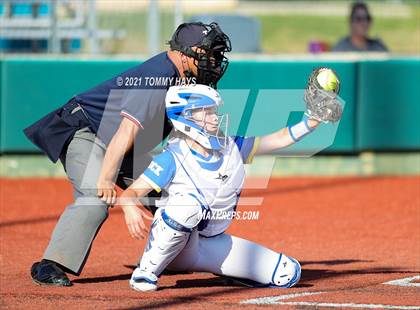 Thumbnail 1 in Early @ Brock photogallery.