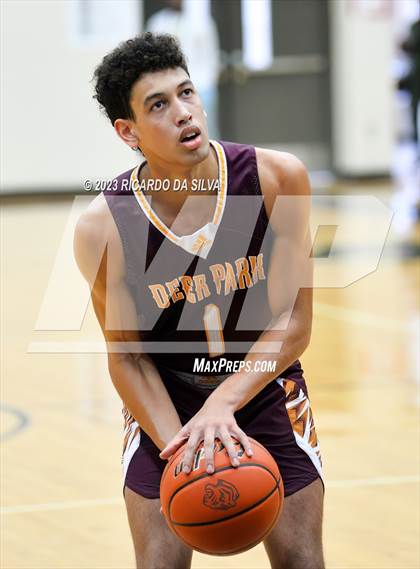 Thumbnail 2 in Cypress Park vs Deer Park photogallery.