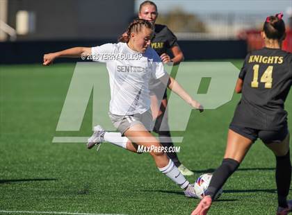Thumbnail 2 in Mountain Ridge vs. Lone Peak (UHSAA 6A Semi Final) photogallery.