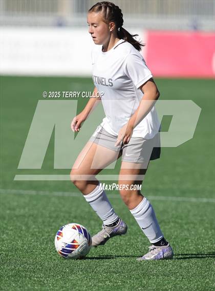 Thumbnail 2 in Mountain Ridge vs. Lone Peak (UHSAA 6A Semi Final) photogallery.