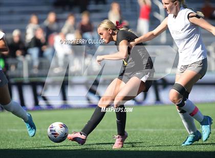 Thumbnail 2 in Mountain Ridge vs. Lone Peak (UHSAA 6A Semi Final) photogallery.