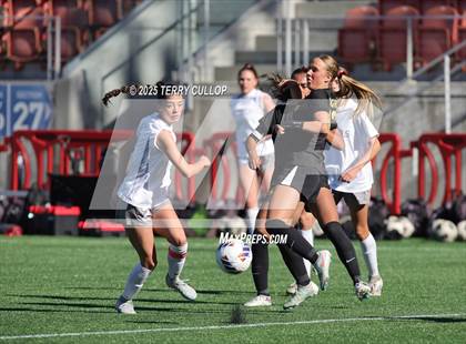 Thumbnail 2 in Mountain Ridge vs. Lone Peak (UHSAA 6A Semi Final) photogallery.