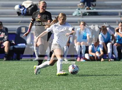 Thumbnail 3 in Mountain Ridge vs. Lone Peak (UHSAA 6A Semi Final) photogallery.