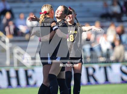 Thumbnail 3 in Mountain Ridge vs. Lone Peak (UHSAA 6A Semi Final) photogallery.