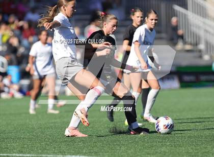 Thumbnail 3 in Mountain Ridge vs. Lone Peak (UHSAA 6A Semi Final) photogallery.