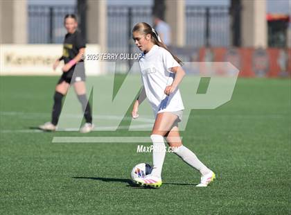 Thumbnail 3 in Mountain Ridge vs. Lone Peak (UHSAA 6A Semi Final) photogallery.