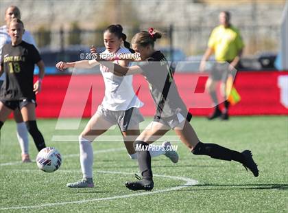 Thumbnail 2 in Mountain Ridge vs. Lone Peak (UHSAA 6A Semi Final) photogallery.