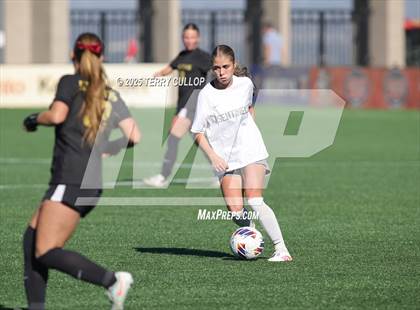 Thumbnail 2 in Mountain Ridge vs. Lone Peak (UHSAA 6A Semi Final) photogallery.