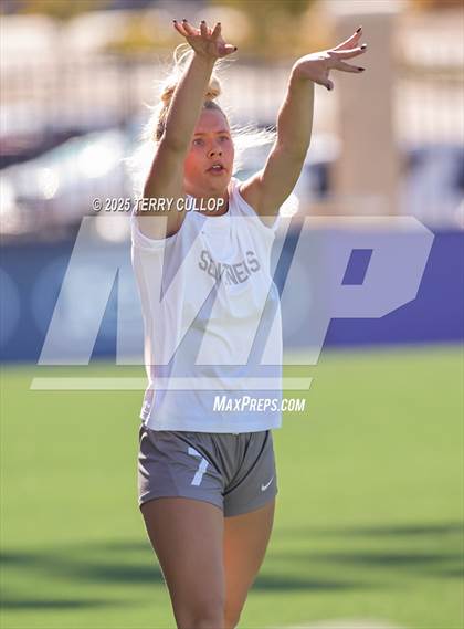 Thumbnail 3 in Mountain Ridge vs. Lone Peak (UHSAA 6A Semi Final) photogallery.
