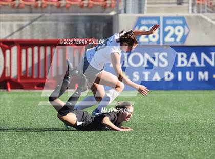 Thumbnail 2 in Mountain Ridge vs. Lone Peak (UHSAA 6A Semi Final) photogallery.