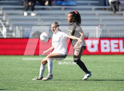 Thumbnail 3 in Mountain Ridge vs. Lone Peak (UHSAA 6A Semi Final) photogallery.