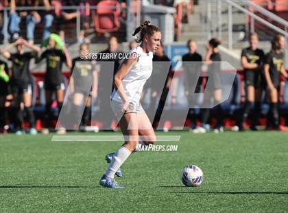 Thumbnail 3 in Mountain Ridge vs. Lone Peak (UHSAA 6A Semi Final) photogallery.