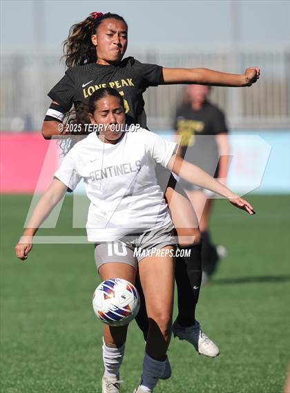 Thumbnail 2 in Mountain Ridge vs. Lone Peak (UHSAA 6A Semi Final) photogallery.