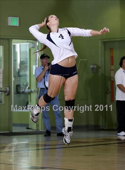 Thumbnail 2 in Taft vs. Palisades (CIF LACS D2 Final) photogallery.