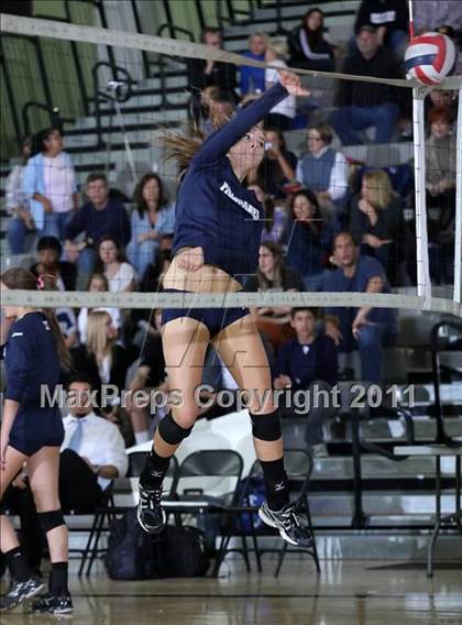 Thumbnail 1 in Taft vs. Palisades (CIF LACS D2 Final) photogallery.