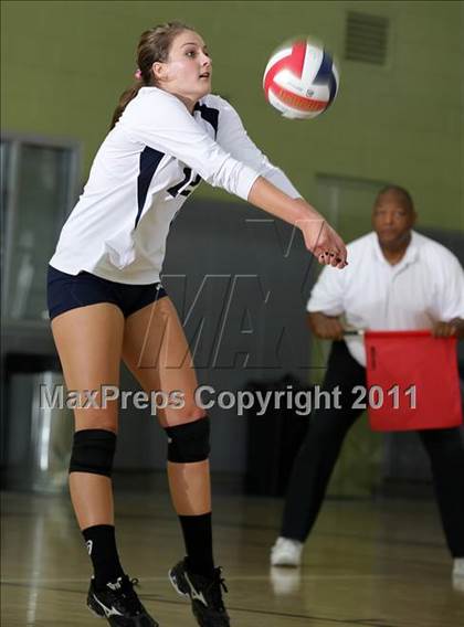 Thumbnail 1 in Taft vs. Palisades (CIF LACS D2 Final) photogallery.