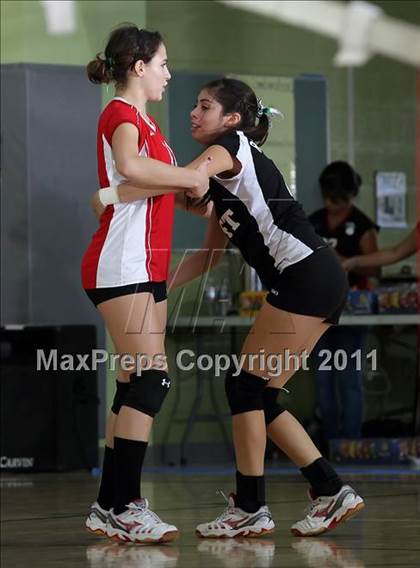 Thumbnail 1 in Taft vs. Palisades (CIF LACS D2 Final) photogallery.