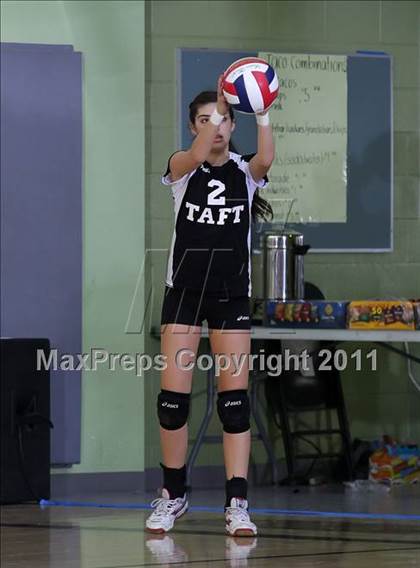 Thumbnail 2 in Taft vs. Palisades (CIF LACS D2 Final) photogallery.