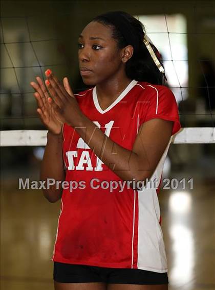 Thumbnail 1 in Taft vs. Palisades (CIF LACS D2 Final) photogallery.