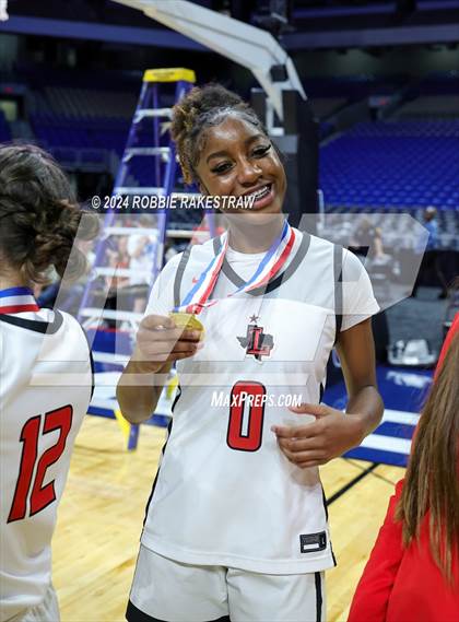 Thumbnail 2 in Liberty vs. Mansfield Timberview (UIL 5A Basketball Final Medal Ceremony) photogallery.