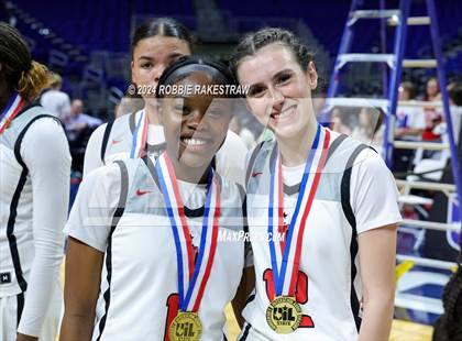 Thumbnail 1 in Liberty vs. Mansfield Timberview (UIL 5A Basketball Final Medal Ceremony) photogallery.