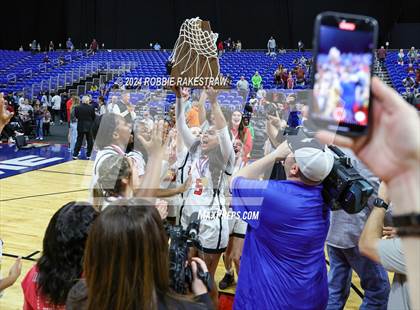 Thumbnail 2 in Liberty vs. Mansfield Timberview (UIL 5A Basketball Final Medal Ceremony) photogallery.