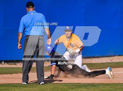 Thumbnail 1 in San Dimas @ Charter Oak photogallery.