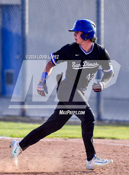 Thumbnail 3 in San Dimas @ Charter Oak photogallery.