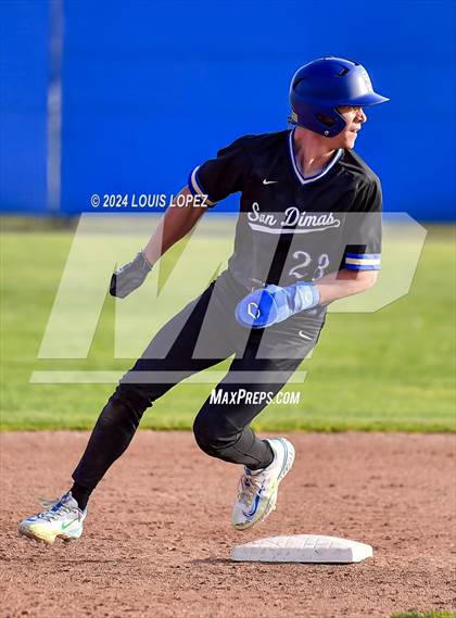 Thumbnail 3 in San Dimas @ Charter Oak photogallery.