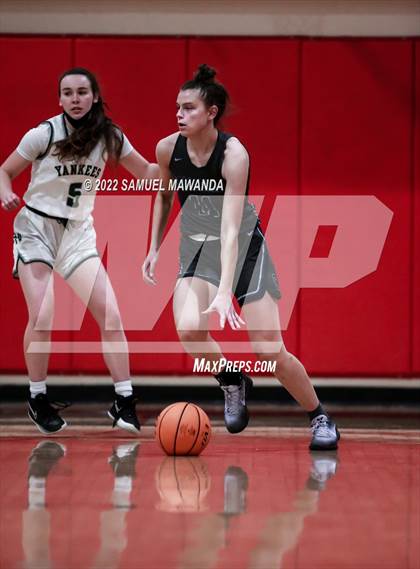 Thumbnail 3 in Camarillo vs  Hamilton (West Coast Tournament) photogallery.
