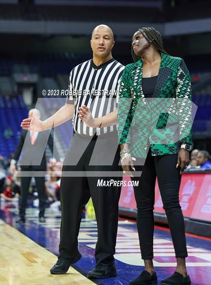 Thumbnail 2 in Wagner vs. Liberty (UIL 5A Basketball State Semifinal) photogallery.