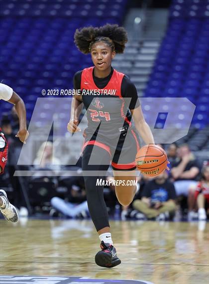 Thumbnail 3 in Wagner vs. Liberty (UIL 5A Basketball State Semifinal) photogallery.