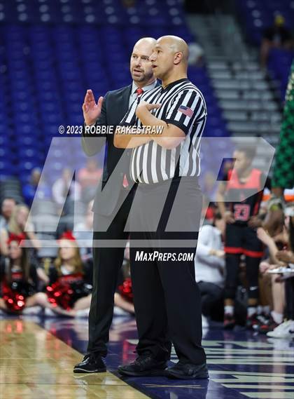 Thumbnail 3 in Wagner vs. Liberty (UIL 5A Basketball State Semifinal) photogallery.