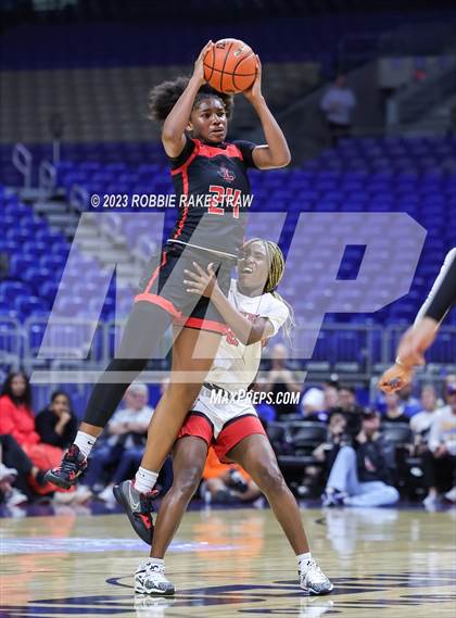 Thumbnail 1 in Wagner vs. Liberty (UIL 5A Basketball State Semifinal) photogallery.