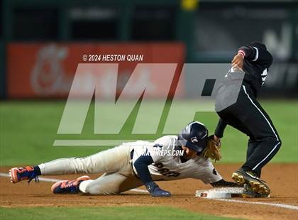 Thumbnail 3 in Santa Ana Valley vs. Rolling Hills Prep (Halo Classic) photogallery.