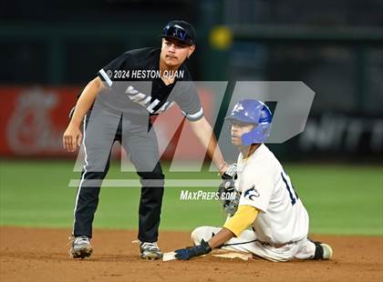 Thumbnail 2 in Santa Ana Valley vs. Rolling Hills Prep (Halo Classic) photogallery.