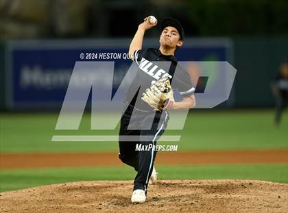 Thumbnail 3 in Santa Ana Valley vs. Rolling Hills Prep (Halo Classic) photogallery.